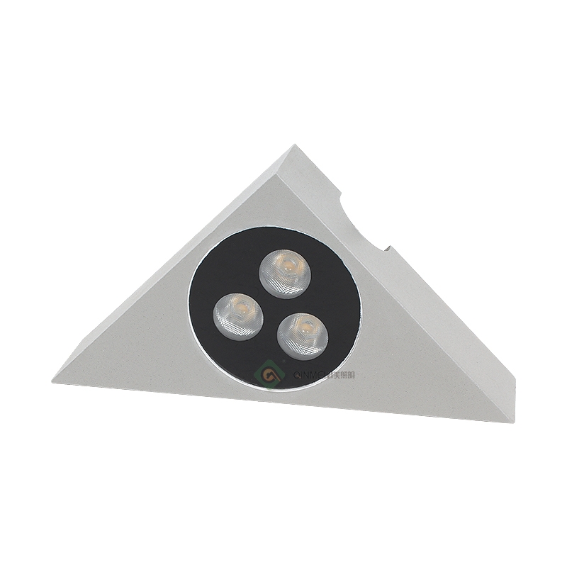 阶梯灯QM-BSD20C-6